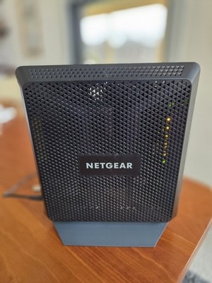 Netgear AC1900 WiFi Cable Modem Router C7000v2