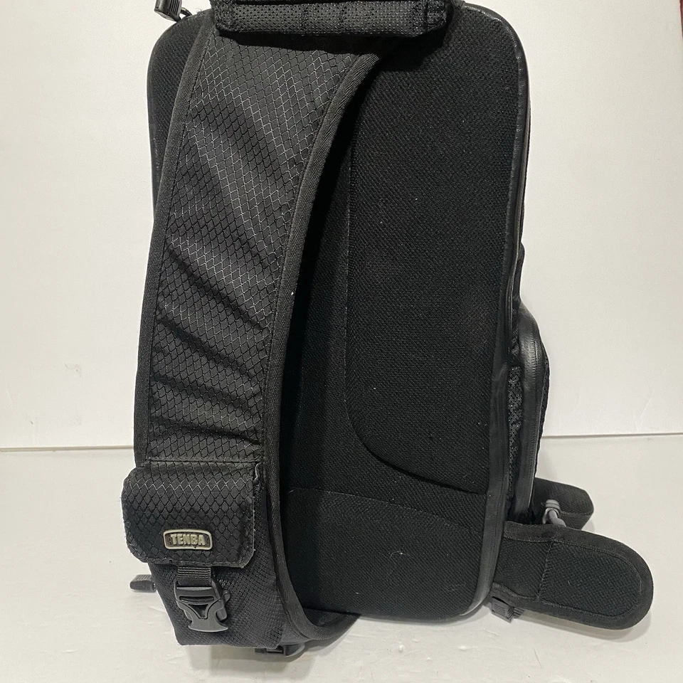 Tenba Shootout Sling Camera Backpack Medium Black with Dividers and Inserts - Image 4 of 4