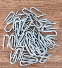 Galvanised Staples U Nails Netting Fencing Post Chicken Wire Barbed Wire 30mm