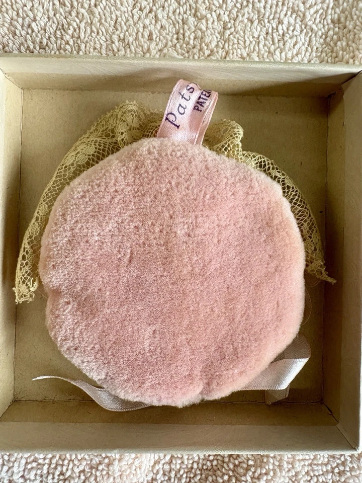 Polvo de maquillaje Patsy Puff Dollface vintage con caja Foto 3 de 4