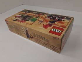 NISB LEGO 6032 Knights Kingdom "Catapult Crusher" RETIRED