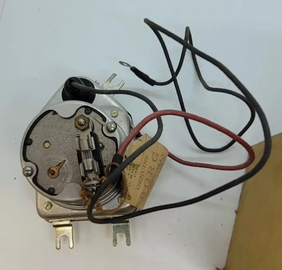 Reloj eléctrico Desoto Firedome Powermaster 1954 1571513 nuevo en stock Foto 4 de 4