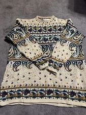 Women's Carolina Colours Sweater SZ Medium Beige Paisley Vintage Flower Sz 24