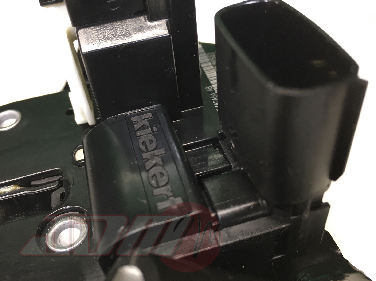 2018-23 ASTON MARTIN VANTAGE DECKLID HATCH TRUNK LOCK LATCH KY63-F442A66-AB