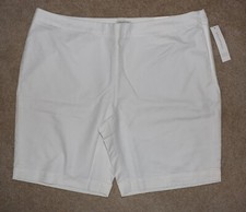 New Coldwater Creek Shorts Natural Fit White Side Zip Cotton Stretch Sz 24