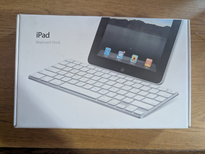 Apple A1359 MC533LL/B iPad Keyboard Dock  1st 2nd & 3rd Generations White -NEW