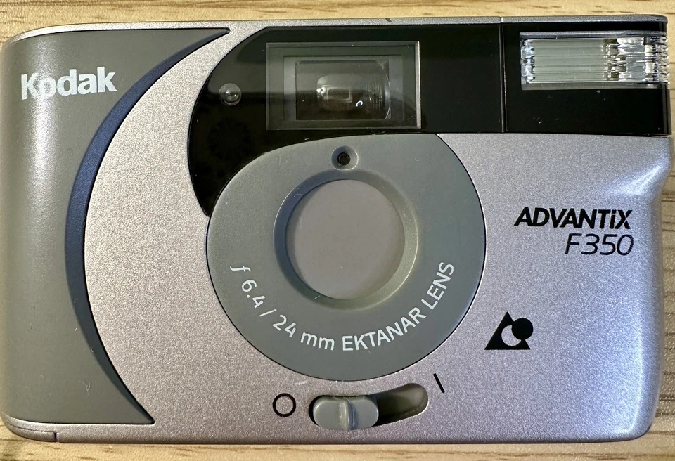 Cámara automática KODAK Advantix F-350 6,4/24 mm APS sistema de apuntar y disparar probado Foto 3 de 4