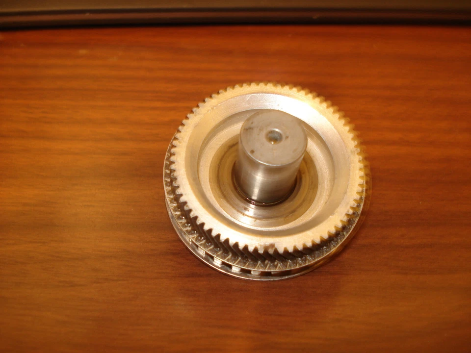 SINGER/FRIDEN SPS/SPD/SFD/JU/FL FLEXOWRITER MAIN POWER ROLL DRIVE HUB - USED - Image 2 of 3