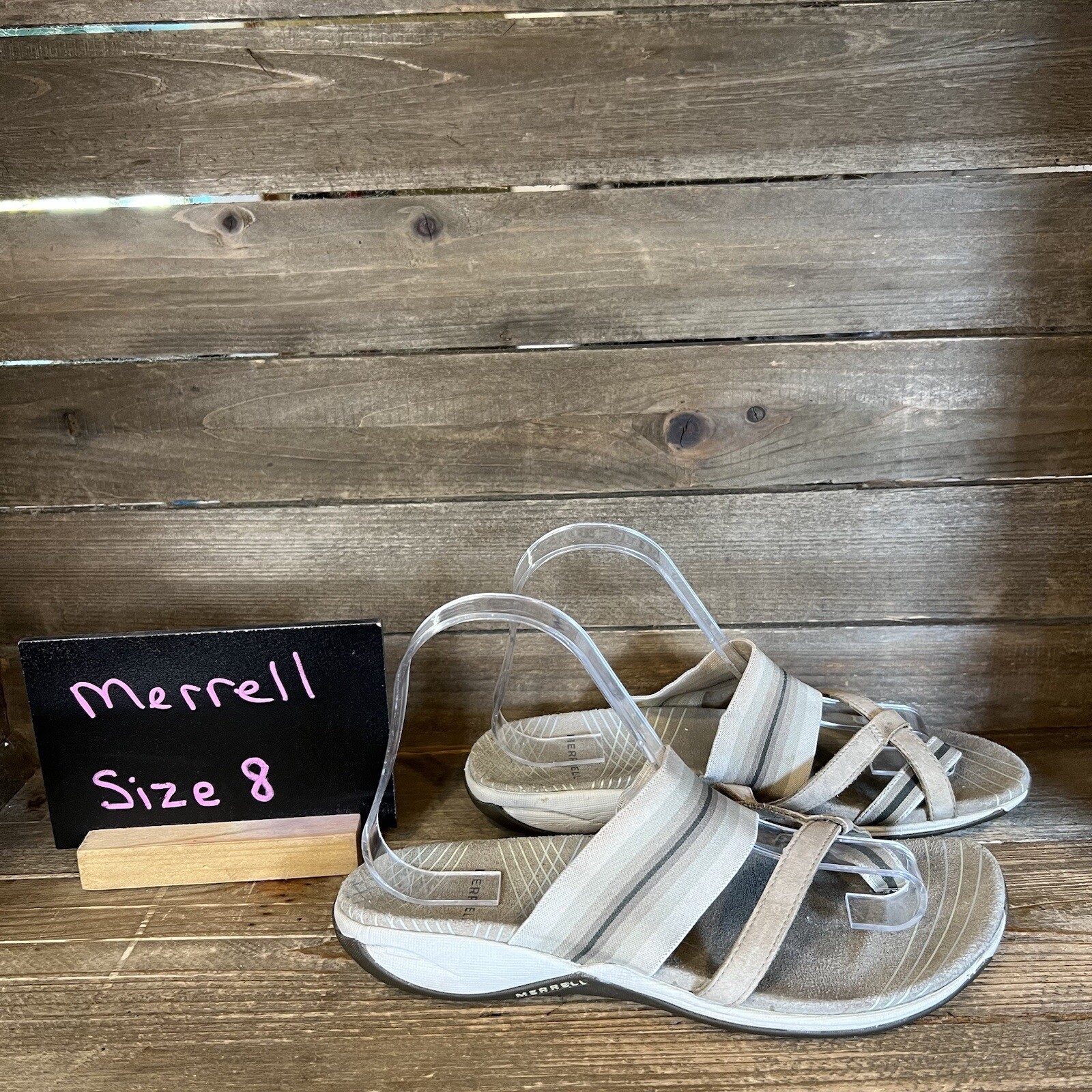 Sandali da donna Merrell Zinnia beige comodi da passeggio outdoor taglia 8 M in ottime condizioni