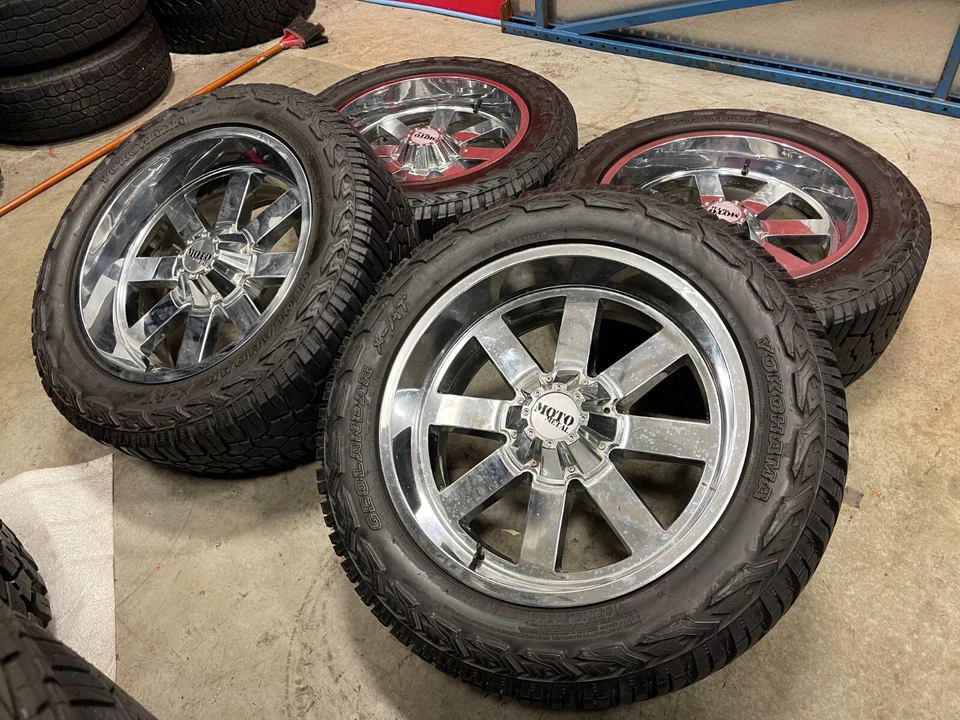 22x10 Moto Metal Chevy Silverado GMC Sierra 2500 3500 wheels 2021 2022 2023 2024 - Image 3 of 4