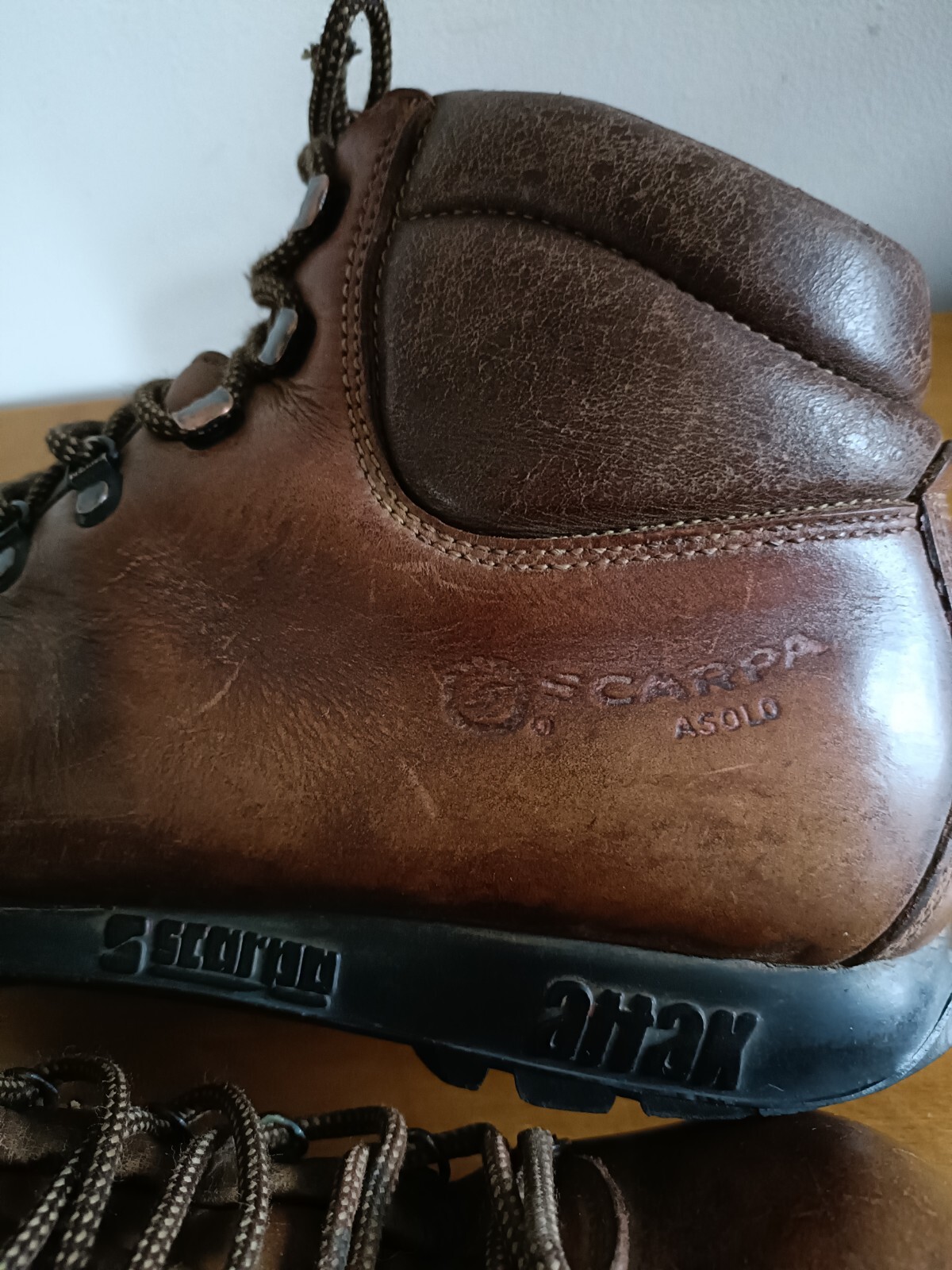 Scarpa Asolo BX 35851 Hiking Leather Boots Attak Brown Made In Italy Vibram UK10 eBay