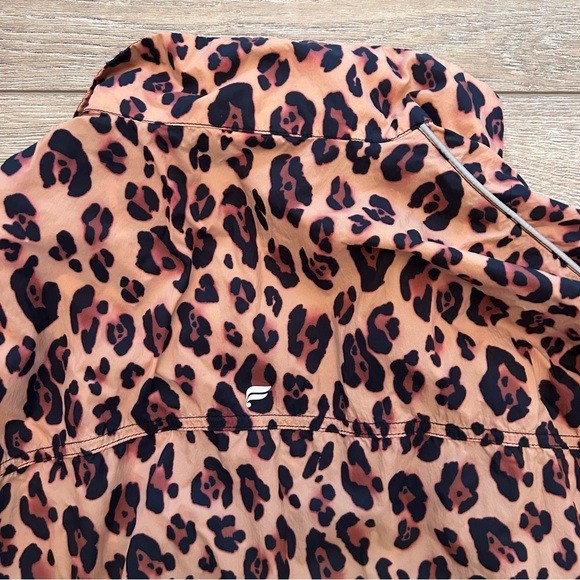 Fabletics Oversized Flyweight Leopard Print Windb… - image 8