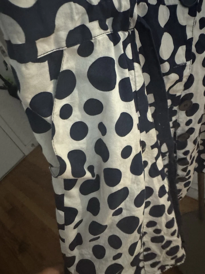 Vestido De Colección Mlle Gabrielle Azul Marino Blanco Lunares Sin Mangas, Botón Delantero, 1X Foto 3 de 4