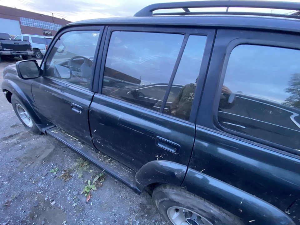 (仅限本地提货)91 92 93 94 95 96 97 98 丰田 Land CRUISER 左后门 — 第 3/4 张图片