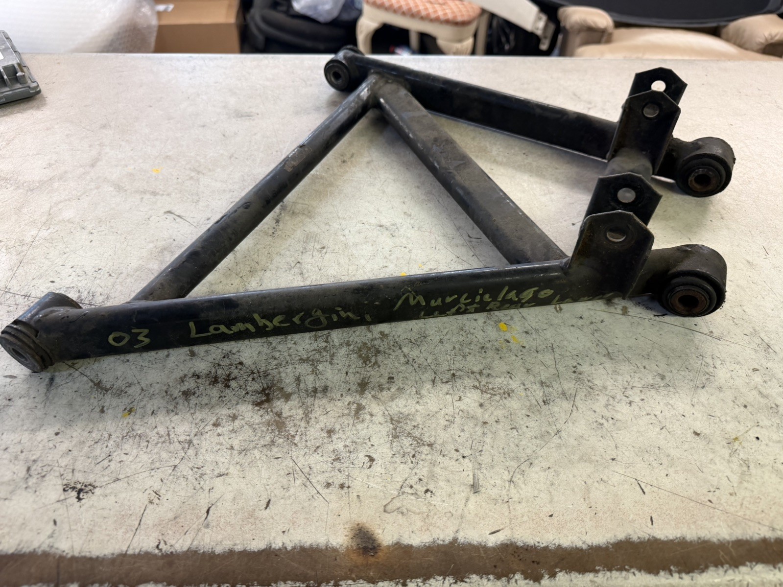 LAMBORGHINI MURCIELAGO LEFT DRIVER REAR LOWER WISHBONE CONTROL ARM