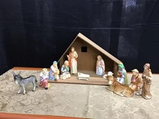 Hummel Holiday Decor Nativity