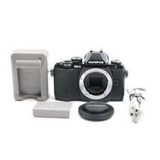 Olympus OM-D E-M10 Black Mirrorless Camera 3172 Shutter Count, Great Condition