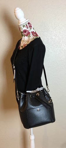 NWT MICHAEL KORS MK GREENWICH MEDIUM LEATHER PERFORATED BUCKET BAG IN BLACK - Picture 5 of 6