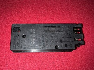 Türschalter Türverriegelung Schloss Waschmaschine Bauknecht WAT 2350 Original