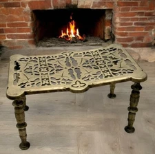 ANTIQUE BRASS FIREPLACE TRIVET KETTLE FOUR LEG STOOL MAKERS MARK 10.5”x 6”x 6”