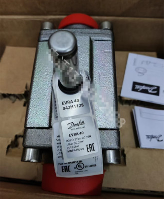1pcs Danfoss Solenoid Valve EVRA40 042H1128