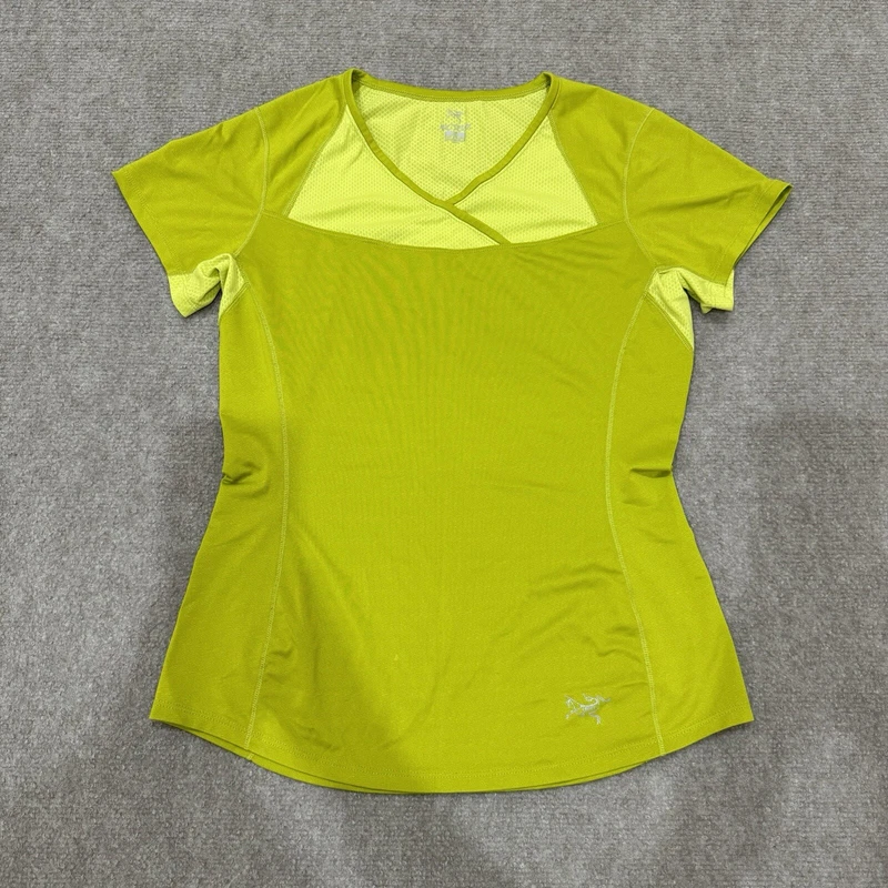arcteryx v neck activewear short sleeve shirt