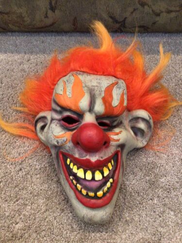 Halloween - masque de clown - latex - flammes - clown effrayant - cheveux rouges et oranges - Photo 1/11