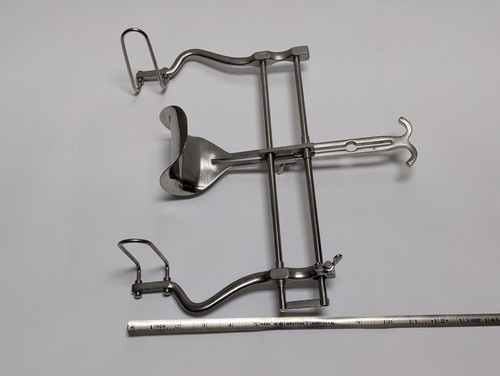 V. MUELLER Retractor w/ Center Blade (USED). - Picture 5 of 13