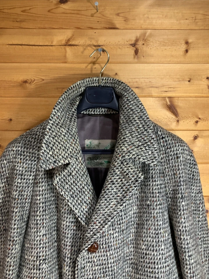 RARE Kilgarvin Irish Tweed Woven In Ireland Men’s 46 Long Coat Trench - Image 2 of 4
