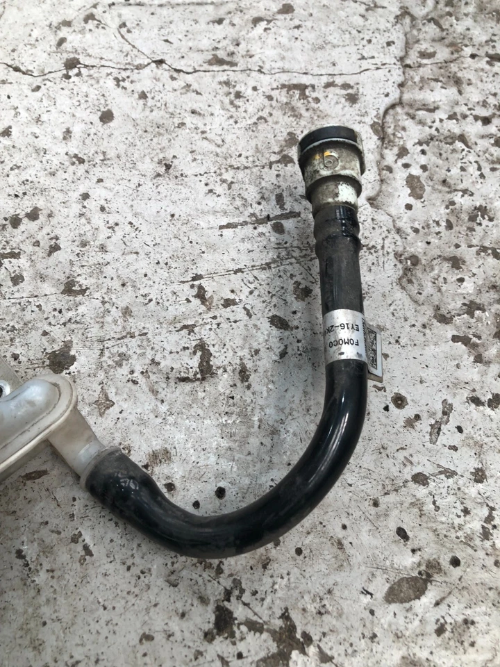 Tanque de líquido de frenos Ford Transit Courier EY162K478BC 1496cc diésel MPV 2018 s46 Foto 3 de 4