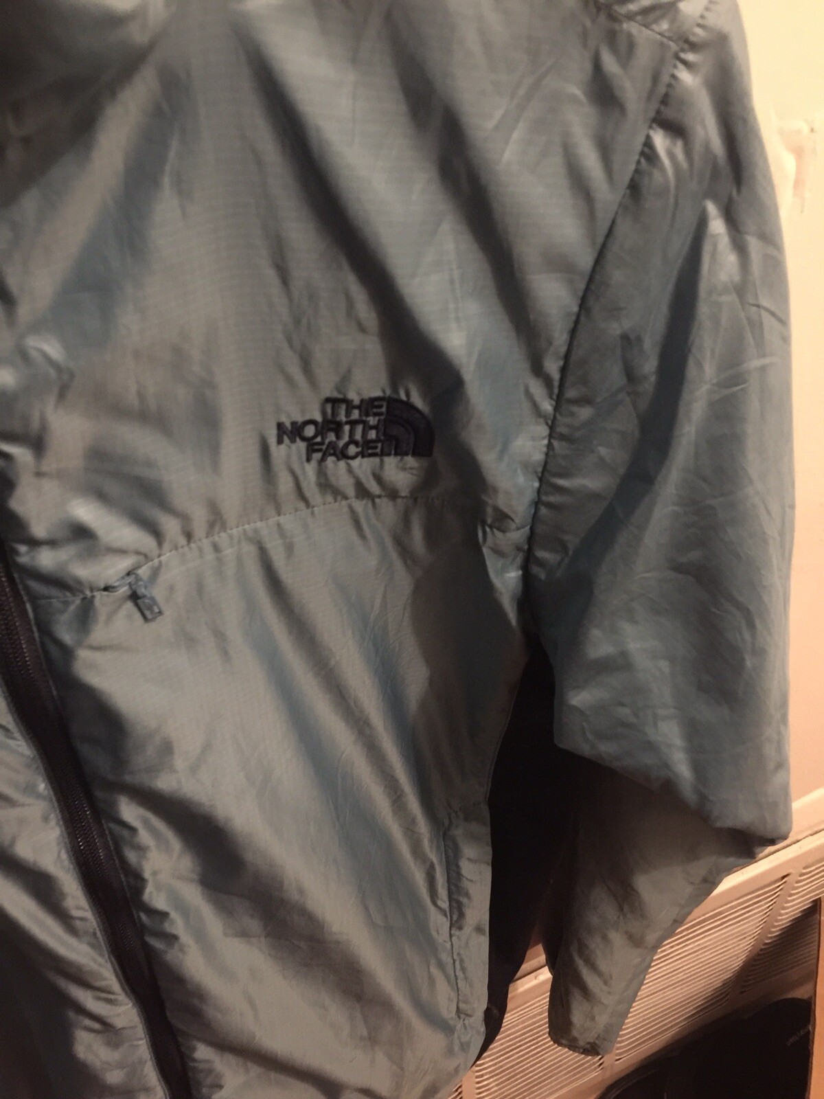 North Face Light Jacket Packable,  Size Medium, C… - image 2