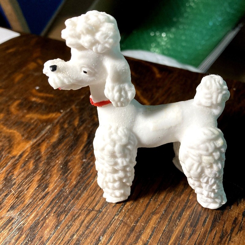 Spaghetti Poodle Dog Figurine in White Ceramic-Assumed Italian