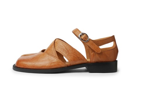 Women Round Toes Split Toe Shoes Thick Heels Mid Heels Belr Buckle Leather Shoes - Picture 5 of 24