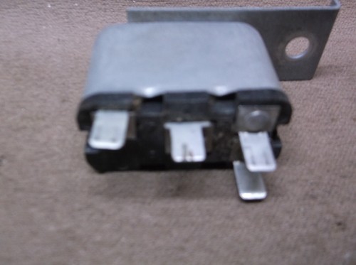 1971 1972 1973 MERCURY COUGAR XR7 XR-7 LOW FUEL RELAY D1WY-10A968-AA - Picture 8 of 10