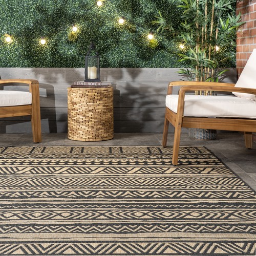 nuLOOM Abbey Tribal Striped Indoor/Outdoor Area Rug in Charcoal - Picture 6 of 7