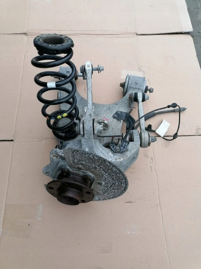 Alfa Romeo Giulia 2.0 Q4 Knuckle Suspension Rear Right 00505491200  