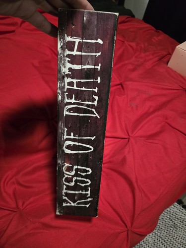 Living Dead Dolls KISS OF DEATH Kissing Booth - Sensenmann - Mezco - - Bild 5 von 9