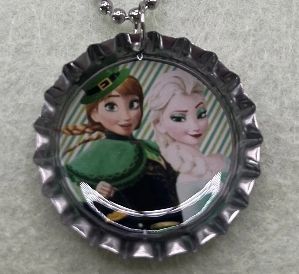 Frozen / Collares Elsa y Anna / 6 Collares / Favores de Fiesta / Día de San Patricio Foto 2 de 4