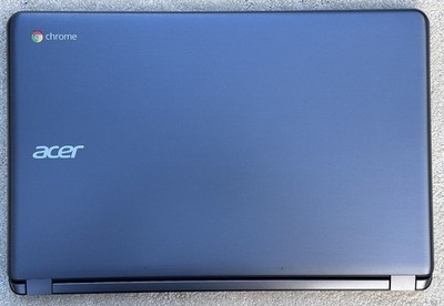 Acer Chromebook CB3-531-C4A5 in very nice Condition. includes power adapter.