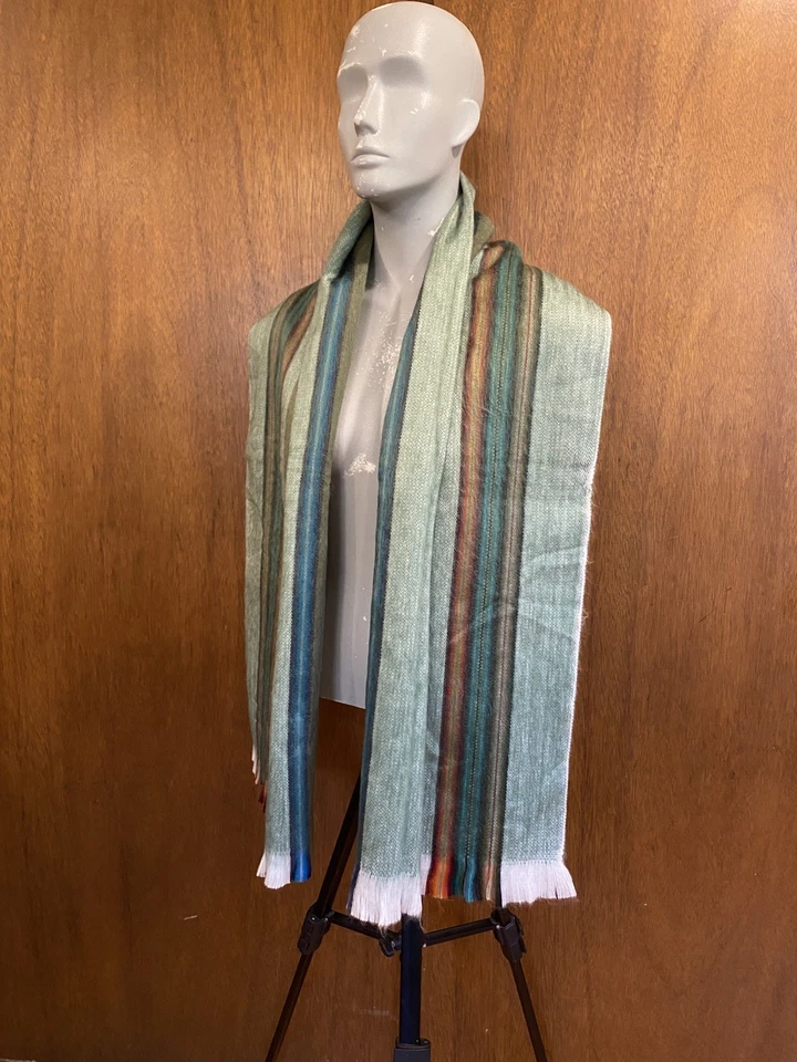 Capa envolvente chal bufanda mezcla lana alpaca. Verde Claro 72"x24" Hecho en Ecuador Foto 3 de 4