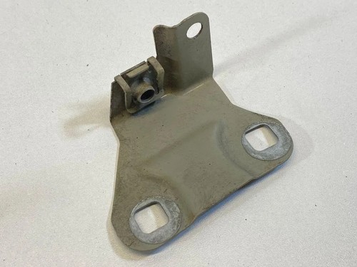 BMW 5 F10 Kotflügelhalter vorne rechts 41357207203 2.00 Diesel 2011 30670905