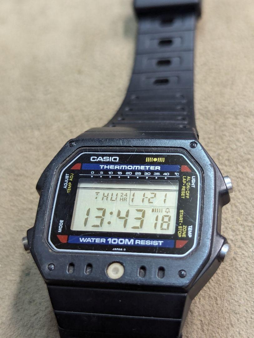 CASIO TS-100 THERMO METER デジタル腕時計 Casio TS-100 World Time Thermometer Digital Vintage Rare