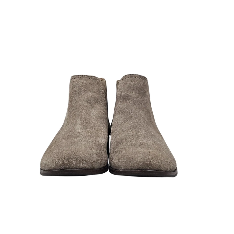 FRYE Para mujeres Talla 9 En muy buena condición Taupe Gamuza Cuero Tacón Bloque Tobillo Chelsea Botas Zapatos Foto 2 de 4