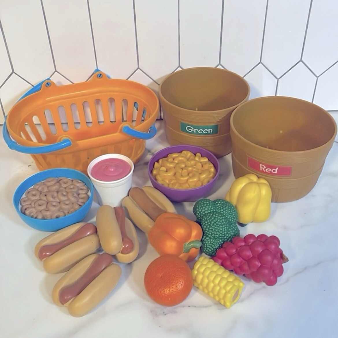 Kids' Play Set - Learning Resources Baskets, Buckets & Pretend Food-image