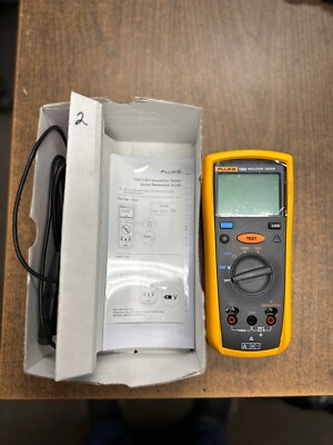 Fluke 1503 Insulation Resistance Tester, Measures up to 600V, Calculates PI &