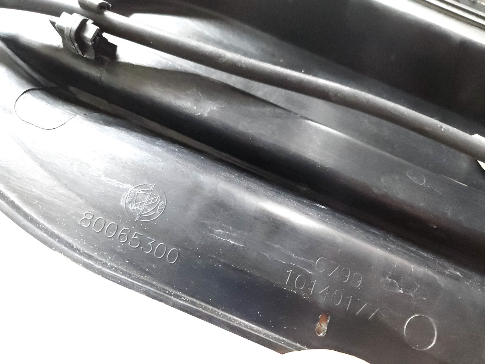 ⭐ 08-17 Maserati Gran Turismo Front Windshield Wiper Cowl Cover Vent Panel Oem