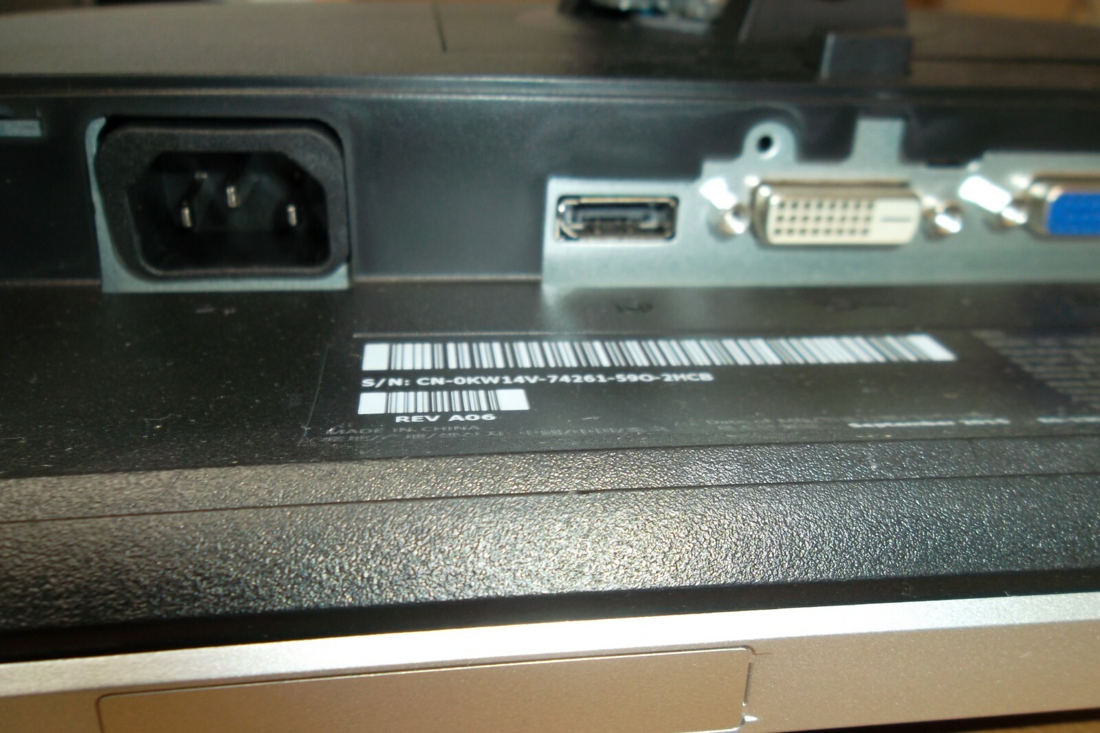 LOT-2 Dell P2214H 22" Wide Monitor FHD 1080p VGA DVI 4-Port USB P2214Hb KW14V 