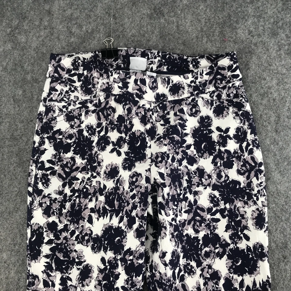 Calça Kenar Feminina Tamanho 8 Branca Azul Estampa Floral Puxar Magra Cintura Média Bolsos - Imagem 3 de 4