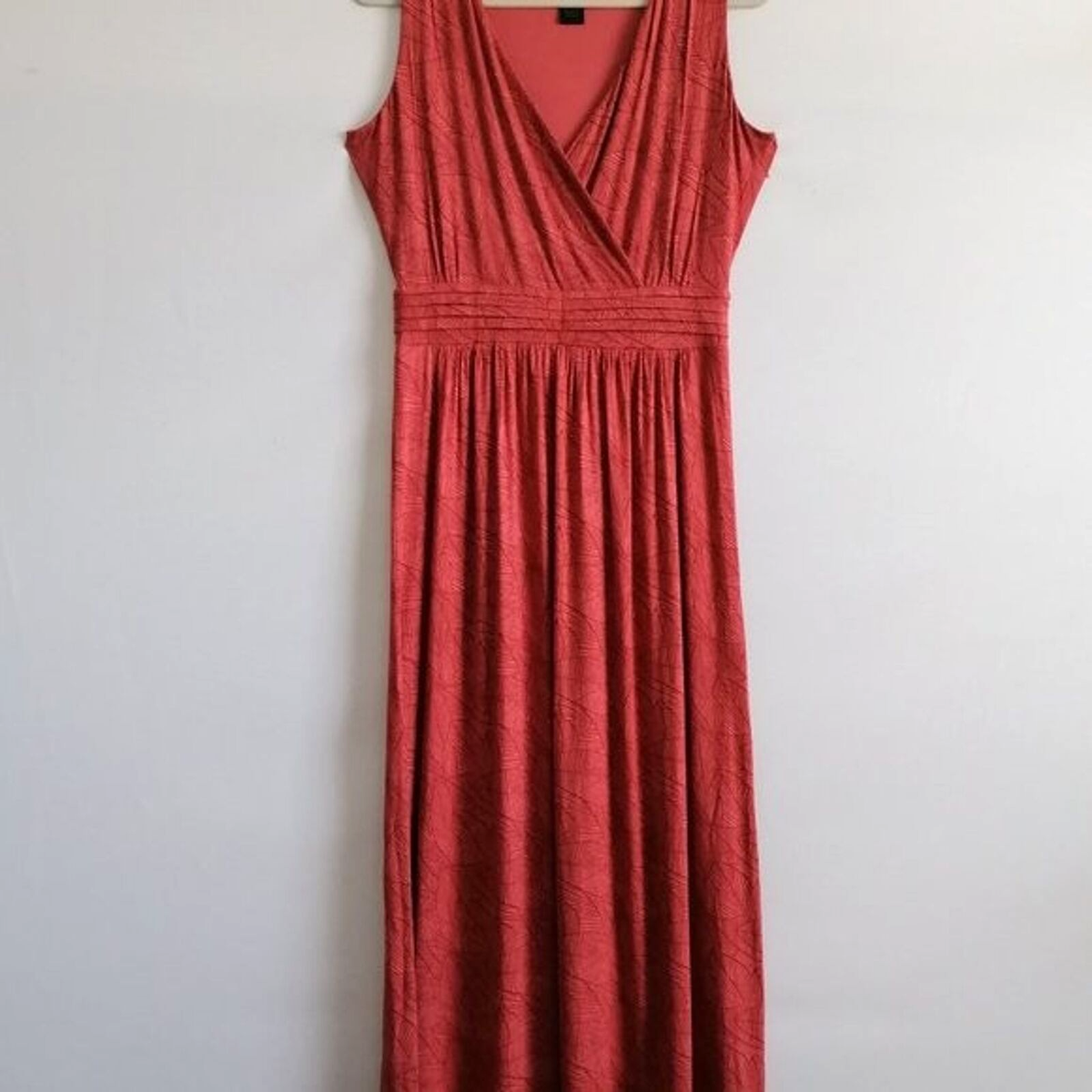 Design History Women's Coral Leaf Print Sleeveless Maxi Dress Size M