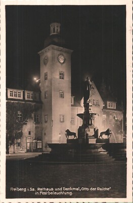 Freiberg i.Sa. Rathaus u.Denkmal,,Otto d. Reiche i.Festbeleuchtung  1942